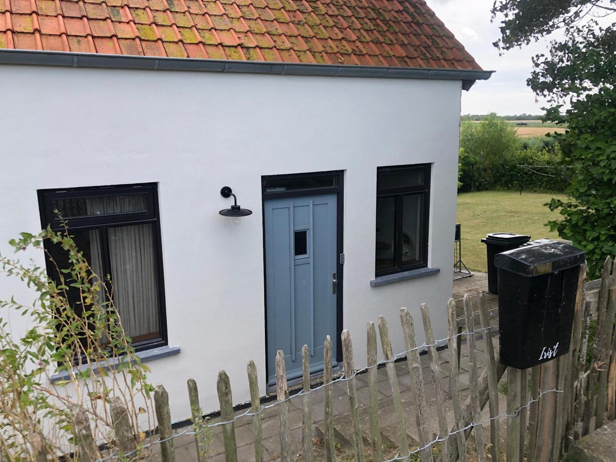 Iris't; Dijkhuisje in de polders van Groede. Villa Buitenkant foto